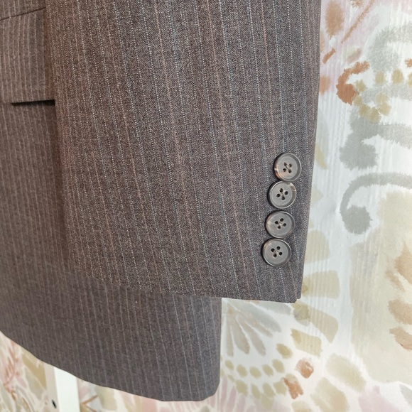 Christian Dior 2 PC Grey Suit - Size 43R - Picture 6 of 11